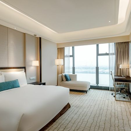 Crowne Plaza Guangzhou Zengcheng By Ihg- Canton Fair Free Shuttle Bus Exterior foto